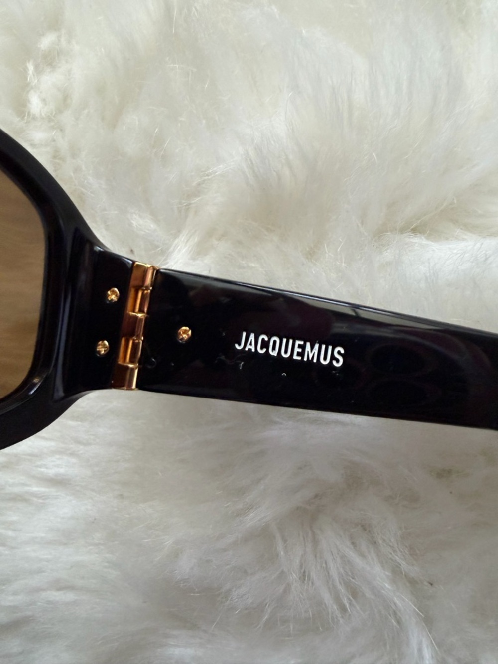 New! Jacquemus Black Frame Sunglasses with Brown Lenses - Picture 6 of 12